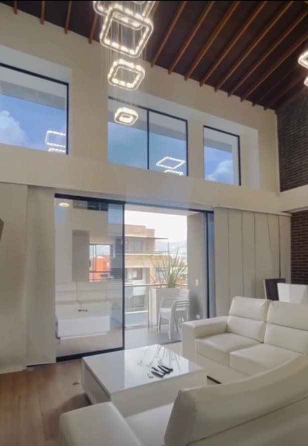 Zonas comunes del edificio en Laureles