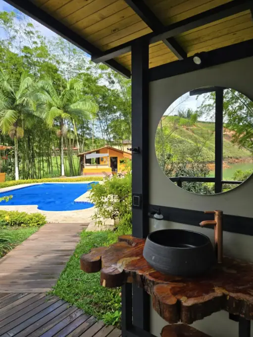 Finca amoblada en Peñol–Guatapé